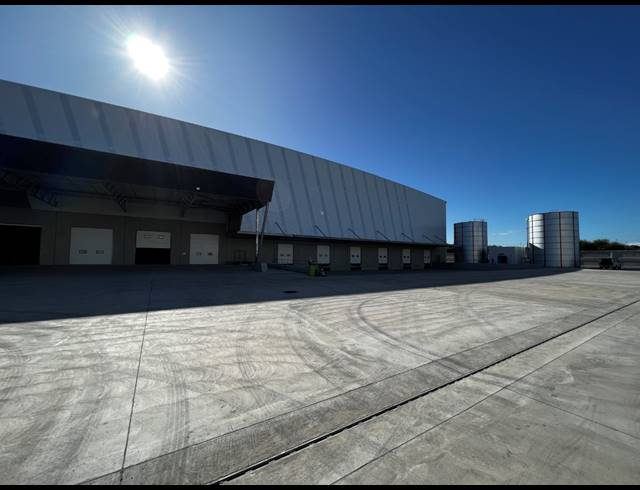 17,600M² WAREHOUSE TO LET IN PAROW INDUSTRIAL